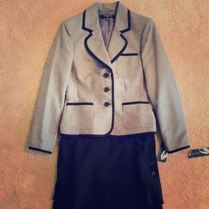 Nine West 2 piece Skirt and Jacket